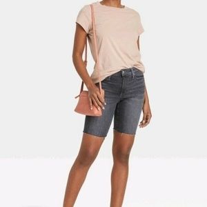 Universal Thread High-Rise Bermuda Jean Shorts Dark Gray size 16 shorts, 122